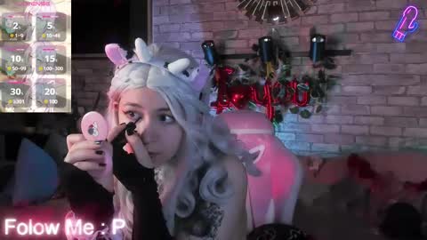 Snapshot of alex_howell chatting on March 1, 8:42 pm alex_howell online show from March 1, 8:42 pm