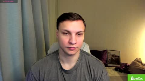 alex_milson online show from April 9, 8:03 pm