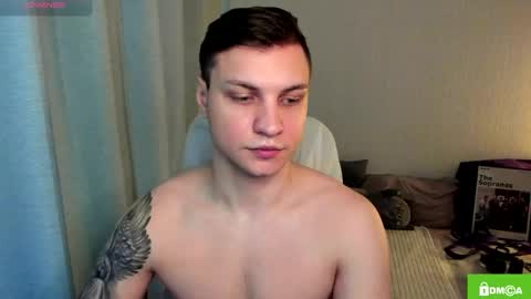 Snapshot of alex_milson chatting on May 18, 4:07 am alex_milson online show from May 18, 4:07 am