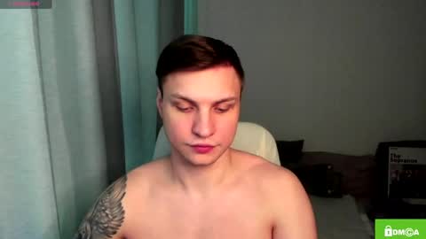 Snapshot of alex_milson chatting on May 19, 7:26 am alex_milson online show from May 19, 7:26 am