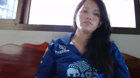 Snapshot of alex_nicha chatting on May 6, 2:08 am Nicha online show from May 6, 2:08 am