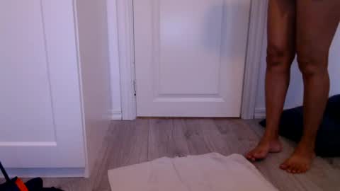 Snapshot of alex_nicha chatting on June 29, 8:31 pm Nicha online show from June 29, 8:31 pm