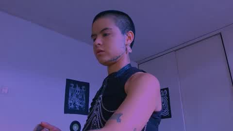 Alex online show from February 3, 6:57 pm