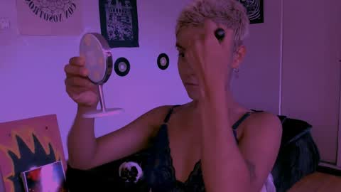 Alex online show from April 6, 6:53 pm