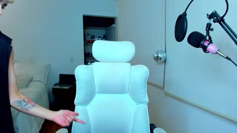 Residente0xxx online show from February 6, 6:40 am