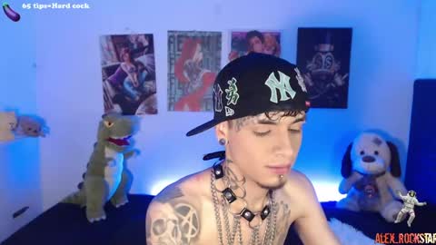 Snapshot of alex_rockstar chatting on May 28, 4:43 am online show from May 28, 4:43 am