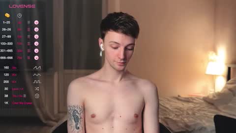 alex_schafer online show from November 7, 4:29 pm