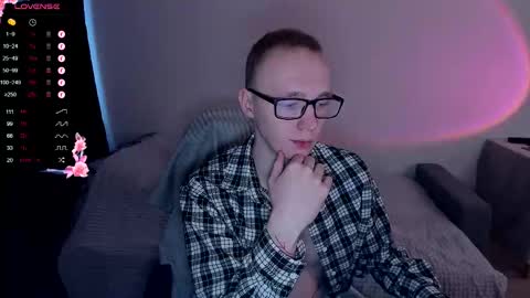 alex_silent online show from October 17, 10:29 am