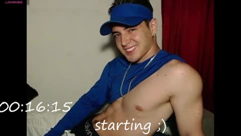 Snapshot of alex_smith0 chatting on January 19, 12:38 am online show from January 19, 12:38 am
