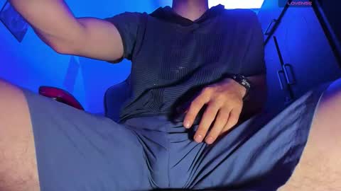     online show from February 14, 4:59 pm