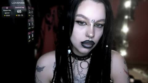 Snapshot of alex_succubus chatting on May 11, 2:50 am Alex Succubus online show from May 11, 2:50 am