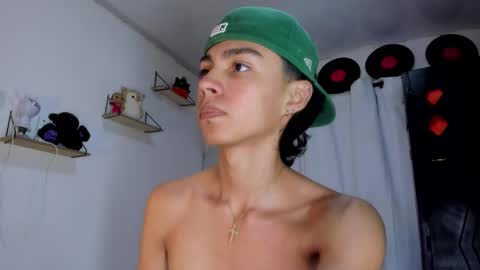 Alex online show from November 20, 3:12 pm