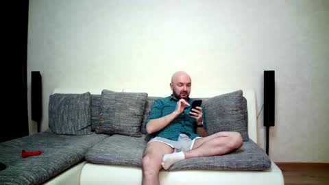 Alex and Tobey online show from February 8, 4:49 am