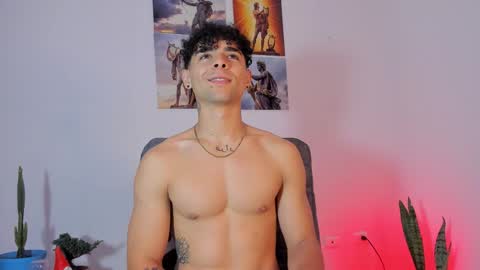 Snapshot of alex_zt chatting on February 10, 6:56 pm x online show from February 10, 6:56 pm