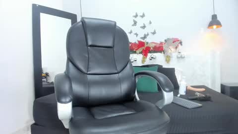 Alexa  online show from December 6, 3:44 pm