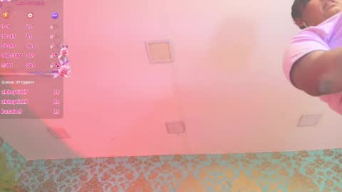 Snapshot of alexa_cruz__ chatting on May 16, 12:07 am Alexa online show from May 16, 12:07 am