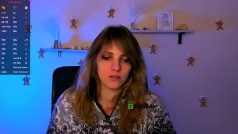 Snapshot of alexa_night_ chatting on January 18, 10:08 am alexa_night_ online show from January 18, 10:08 am