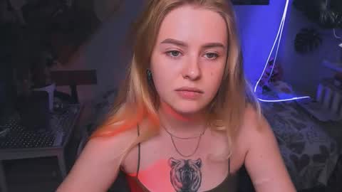 alexa_pirs online show from September 19, 1:12 pm
