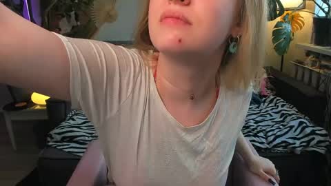 alexa_pirs online show from April 12, 2:00 pm