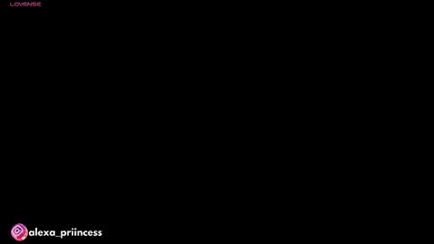 Snapshot of alexa_priincess chatting on October 6, 11:35 pm online show from October 6, 11:35 pm