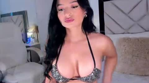 Snapshot of alexa_tobar chatting on April 26, 6:27 pm alexa_tobar online show from April 26, 6:27 pm