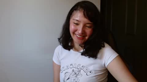 Snapshot of alexaa08 chatting on May 10, 2:33 pm Alexandra 3 online show from May 10, 2:33 pm