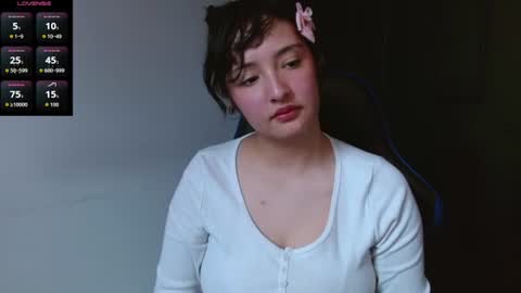 Alexandra 3 online show from July 10, 7:05 pm