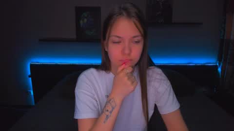 angel online show from April 6, 12:41 am