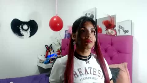 Snapshot of alexafontana chatting on March 7, 9:07 am Alexa Fontana online show from March 7, 9:07 am