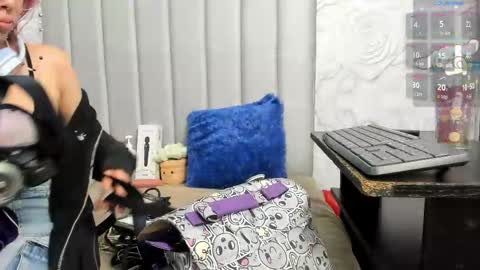 Snapshot of alexafoxy18 chatting on May 31, 6:53 am ALEXA online show from May 31, 6:53 am