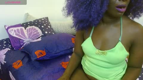 Snapshot of alexagons chatting on February 1, 5:58 pm alexagons online show from February 1, 5:58 pm