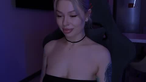 Alexa Mason online show from November 4, 2:10 am