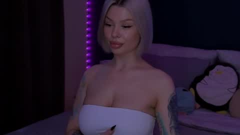 Snapshot of alexamason chatting on May 15, 2:29 am Alexa Mason online show from May 15, 2:29 am