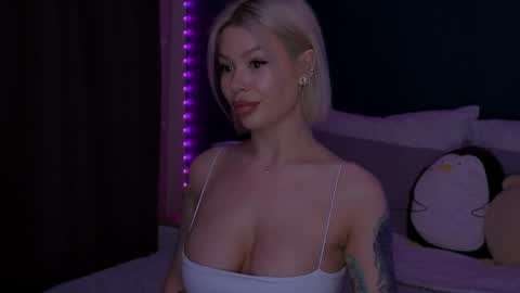 Snapshot of alexamason chatting on June 5, 2:07 am Alexa Mason online show from June 5, 2:07 am