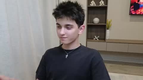 Snapshot of alexander_18_xxl chatting on July 7, 7:07 pm Alexander online show from July 7, 7:07 pm