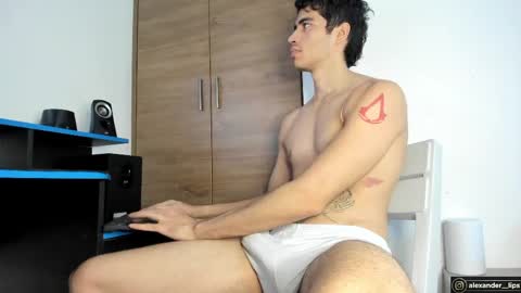 Snapshot of alexander__lips chatting on April 14, 10:27 pm alexander__lips online show from April 14, 10:27 pm