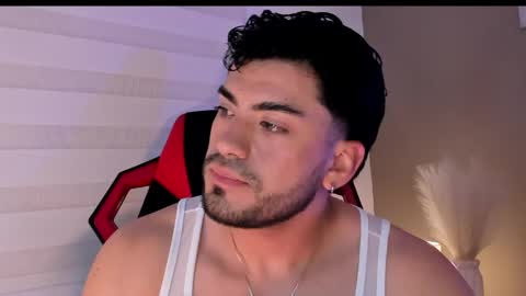 Alexander Diaz online show from April 15, 7:58 pm