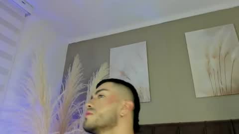 Alexander Diaz online show from June 1, 1:57 pm