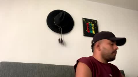 Snapshot of alexandercolombia1 chatting on July 10, 6:21 pm alexandercolombia1 online show from July 10, 6:21 pm