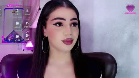 Snapshot of alexandra_evanz chatting on December 18, 11:24 am Alexandra Spellman online show from December 18, 11:24 am