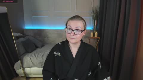 Snapshot of alexandra_kind chatting on March 2, 3:34 am Alexandra online show from March 2, 3:34 am