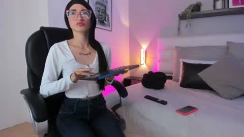 ALEXANDRA online show from July 2, 8:48 pm