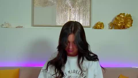 AlexandraBloom online show from November 10, 6:51 pm