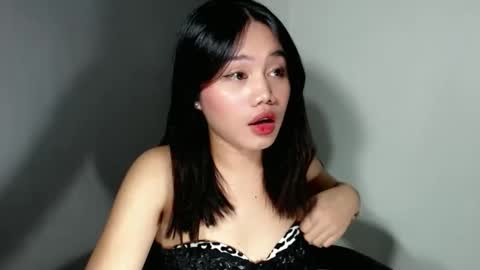 Andrea online show from February 8, 1:36 pm