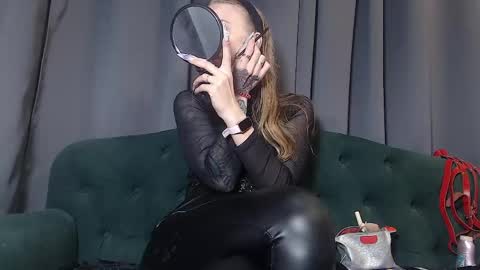 Snapshot of alexandrazaryanova chatting on April 28, 7:57 am Alexandra online show from April 28, 7:57 am
