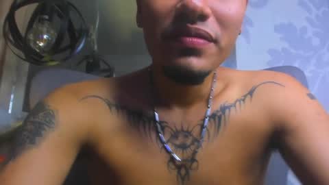 Snapshot of alexandriuwolf chatting on May 28, 3:26 am Master Alexandriu online show from May 28, 3:26 am
