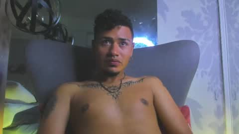 Snapshot of alexandriuwolf chatting on June 5, 7:47 am Master Alexandriu online show from June 5, 7:47 am
