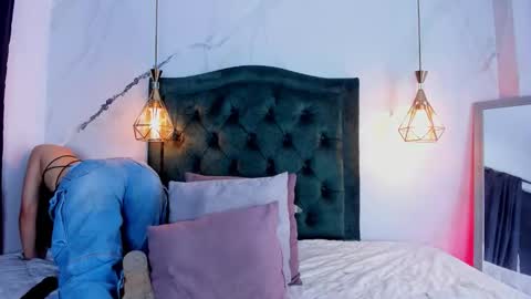    online show from February 13, 11:17 am