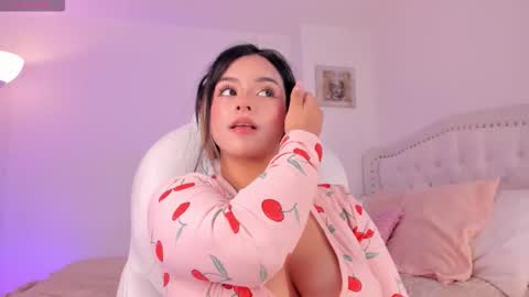 Snapshot of alexaworld chatting on October 20, 8:04 am lexandra online show from October 20, 8:04 am