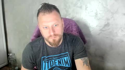 Snapshot of alexboy2022 chatting on May 9, 9:25 am onlyfans..alexyno2022 online show from May 9, 9:25 am
